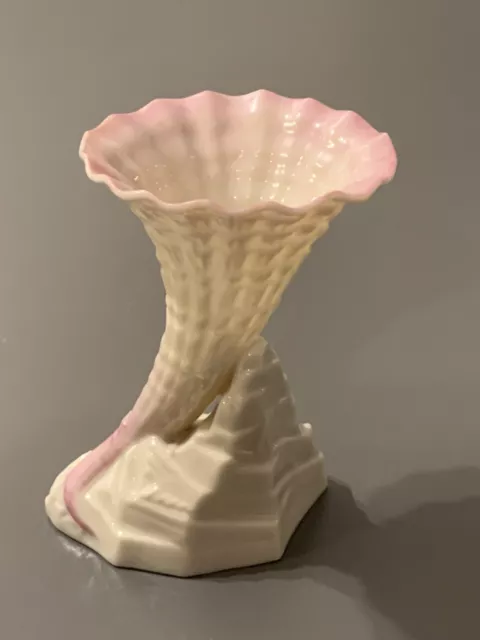 Stunning Belleek Irish Porcelain Pink Cornucopia Rock/Spill Vase N / Ireland