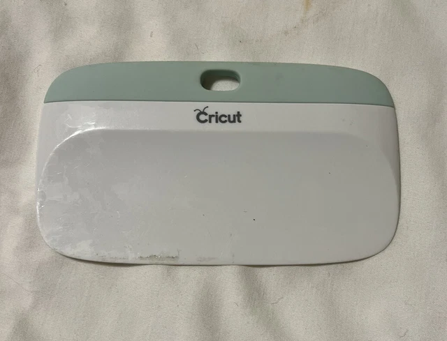 Raspador Cricut mediano - como nuevo
