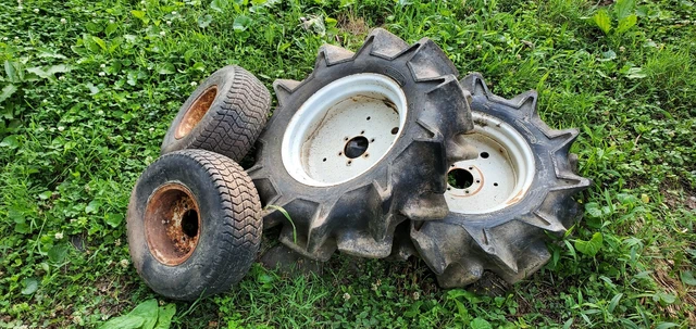 2 8-16 Satoh Beaver S370 Tractor Wheels Tires Nice TREAD + 2 Front wheels USED