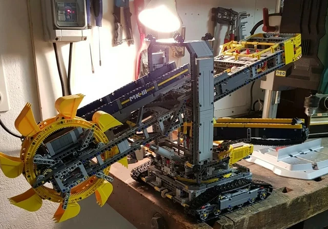 Lego Technic Konvolut Sammlung bestehend aus  8275 42055 9396