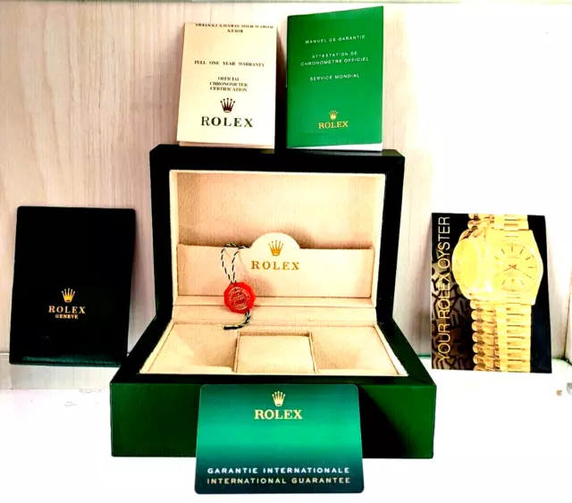 100% Authentic Rolex Watch Box Medium Oyster Perpetual Daytona GMT Datejust 100% Authentic Rolex Watch Box Medium Oyster Perpetual Daytona GMT Datejust