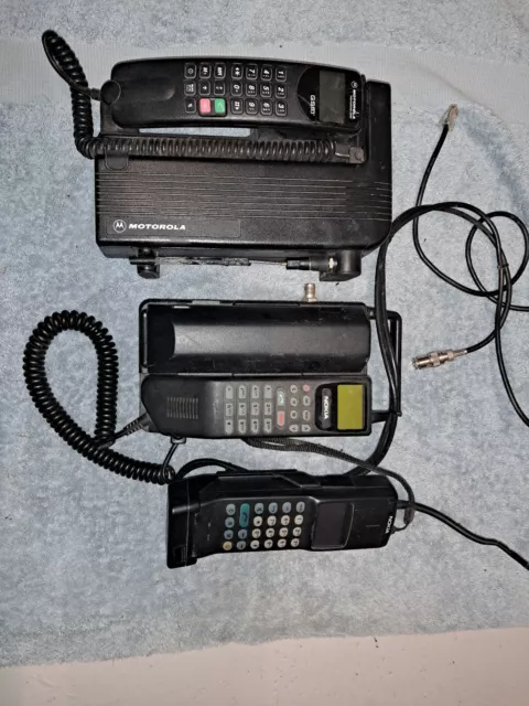 3 Telephones Gsm Vintage Nokia X2 - Motorola Non Testes