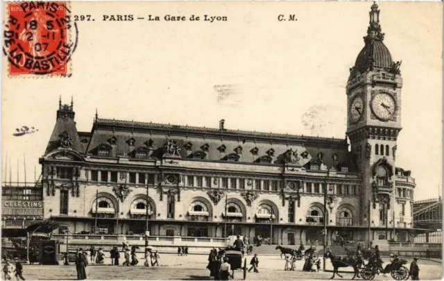 CPA AK Paris 12e - La Gare de Lyon (79800)