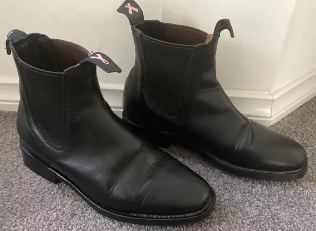 THOMAS COOK Ladies leather TRENTHAM ankle boots, Sz  7.5. Black