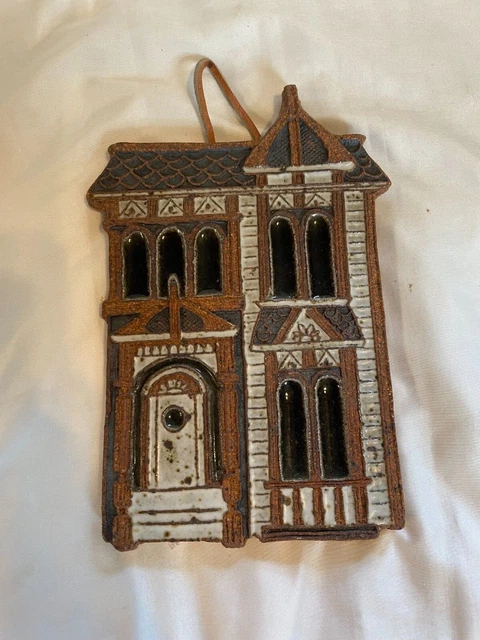 VICTORIA LITTLEJOHN Rustic Stoneware Tile Trivet 8" Victorian House Wall Hanging