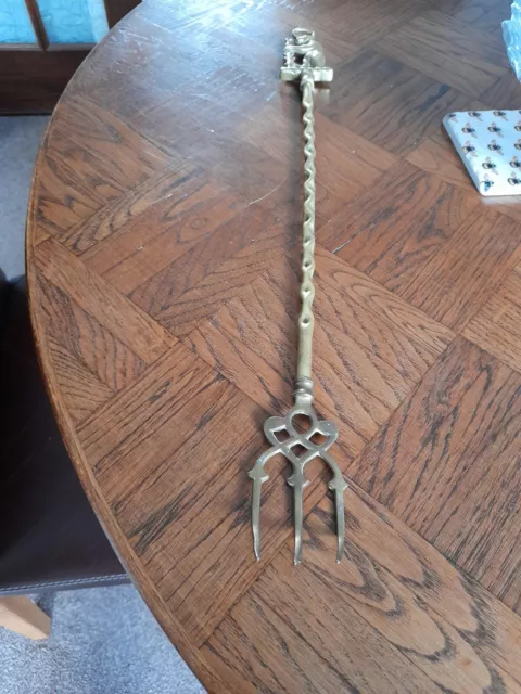 Vintage Brass Toasting Fork With Bear Handle 20 Inches Long