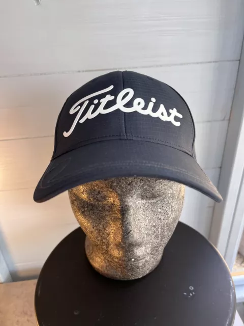 Titleist Blue Logo Golf Baseball Hat Cap Magnetic Bill for Ball Marker