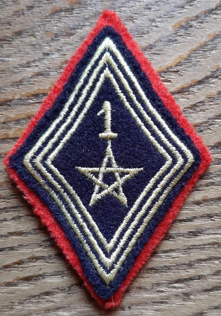 Fichier:Insigne du corps de cavalerie.svg - Wikipédia