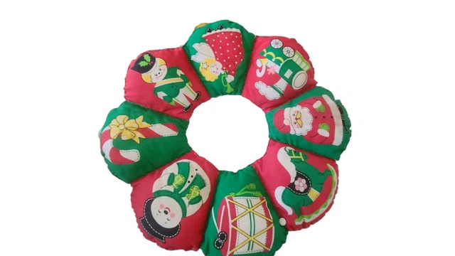 Vintage Handmade Quilted Christmas Door Wreath 13” Holiday Santa Snowman