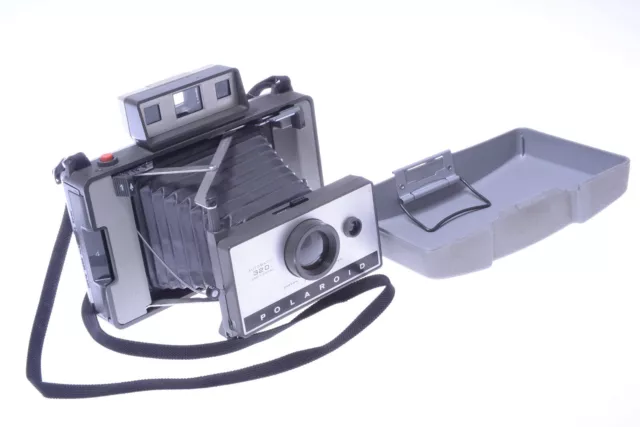 ✅ Polaroid Land 320 Automatic Camera *Works 100%* W/ Strap