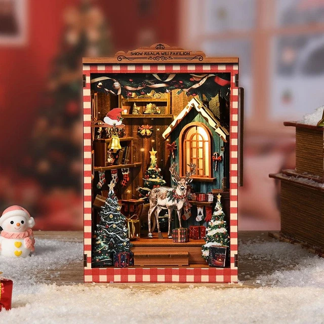 CCCDF DIY Book Nook Kit, Miniatuur Poppenhuis Booknook Kit, 3D Houten Puzzel Boekensteun Boekenplank Insert Decor met LED Licht voor Tieners en Volwassenen (Hemingway House