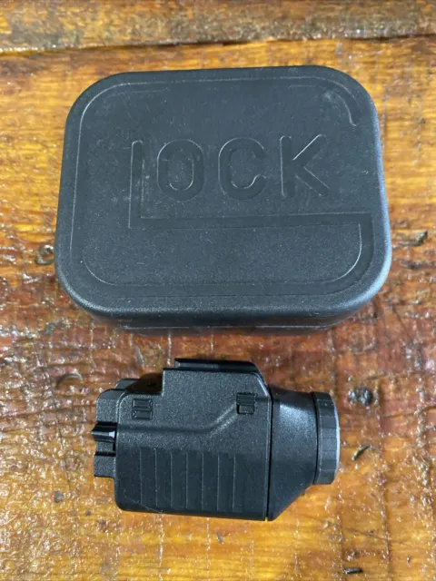 Glock GTL10 Tactical Weapon Pistol Light OEM Factory Light. Used.