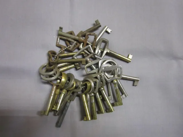 Konvolut Antik alte Schlüssel Hausschlüssel Zimmerschlüssel