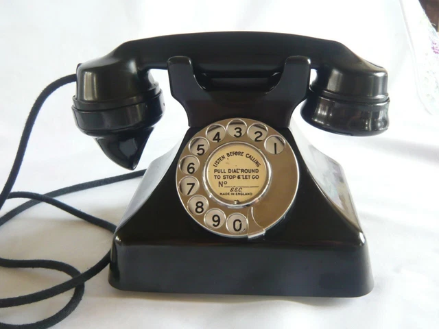 VINTAGE ART DECO PYRAMID BAKELITE TELEPHONE gecophone with bells MINT COND