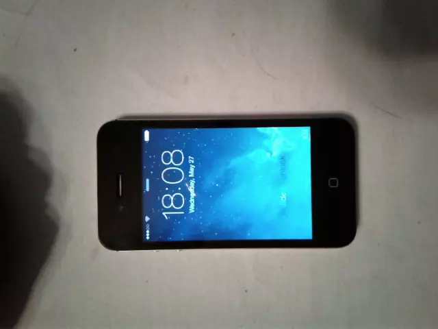 Apple iPhone 4 - 16GB - black (Verizon)