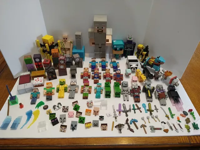LOT OF MINECRAFT TOYS FIGURES ANIMALS & BLOCKS CHARACTERS MIXED LOT