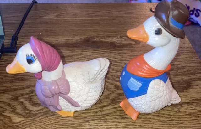 Vintage Pair of Ducks Ceramic Molded Hand Painted White 1980's Goose Geese Ducks 2