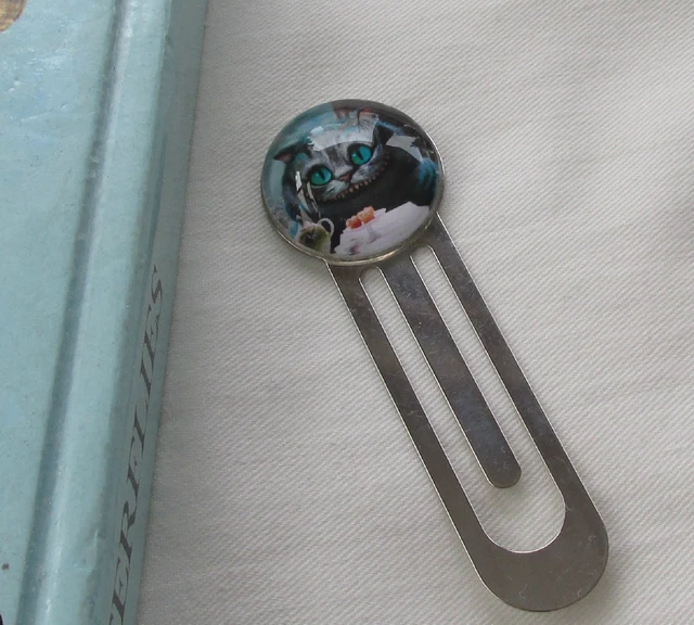 Handmade Gift - Alice In Wonderland - Cheshire Cat Themed Silver Clip Bookmark