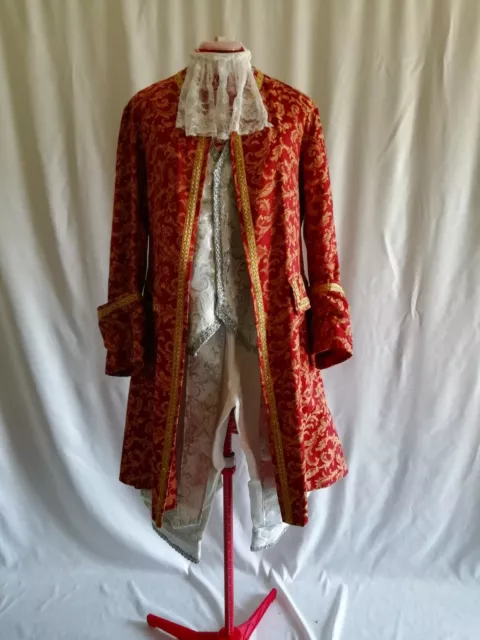 Vestiti on sale 1700 uomo