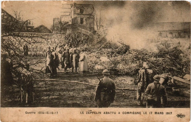 CPA Militaire, Le ZEppelin Abattu (277549)