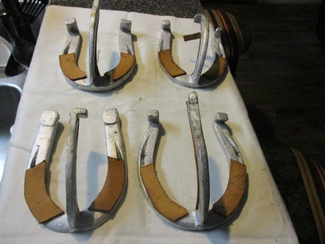 Two PairVintage Western Horseshoe Gun Rack-Coats-Towels-Rope-Hats