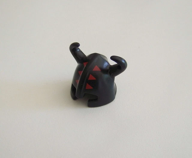 From the 1950s vintage ceramic squirrels which serve as salt From the 1950s vintage ceramic squirrels which serve as salt