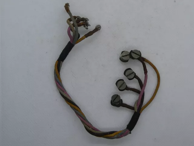GPO 200300 Serie rotierendes Telefon 5 Kabel Drahtwebstuhl kreisförmige Enden mit Schrauben