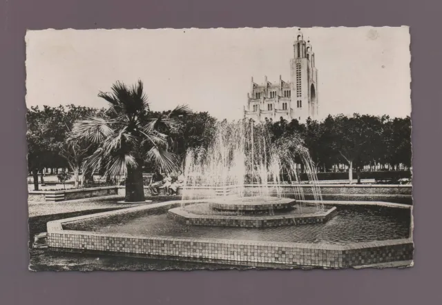 Maroc - CASABLANCA - Fontaine et jardins de la Région Civile   (K7724)