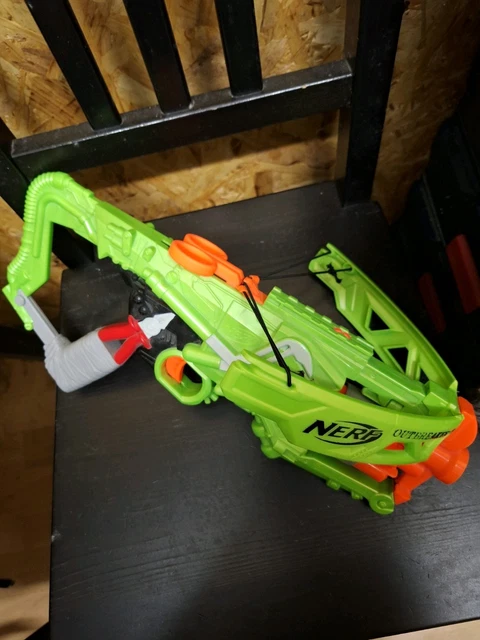 Produktbild von NERF Zombie Strike Quadrot - 4-fach Blaster Mit Darts