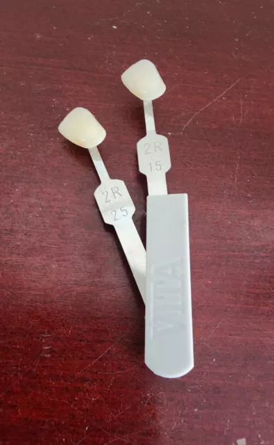 Vita Toothguide 3D- Master Shade Guide Replacement Parts(2R 1.5,2R 2.5)