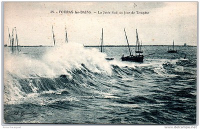 CPA DÉP17/FOURAS  LA JETÉE DU PORT SUD 