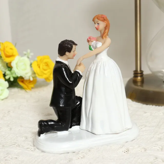 Figurine Couple Passionné Résine Mariage Décoration Gateau Style Européen