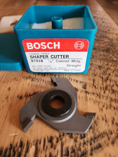Bosch 87918 Shaper Cutter - 1/4" Straight-Carbide Tipped Cabinet Mldg  1/2" Bush