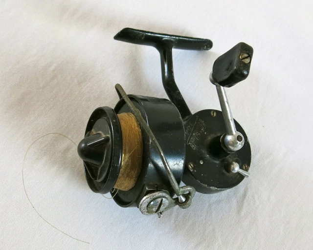 Matériel de pêche ancien, moulinet Mitchell 3250 BI-COLOR
