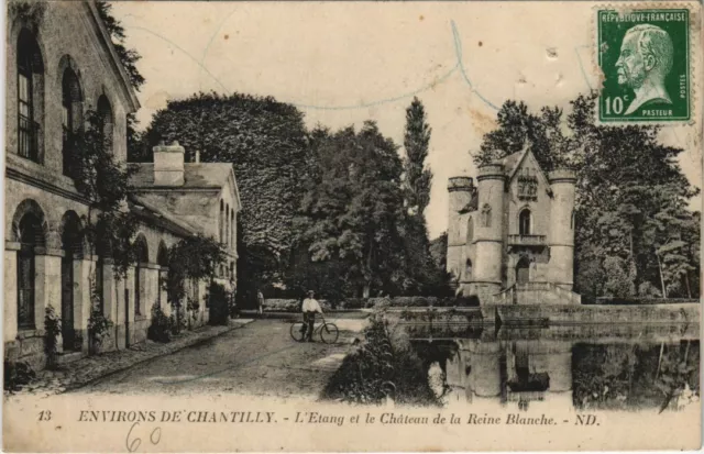 CPA CHANTILLY Environs - L'Etang et le Chateau de la Reine Blanche (1207465)