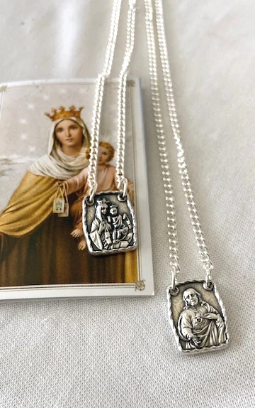 METAL SCAPULAR OUR Lady of Mt Carmel and The Sacred Heart of Jesus ...