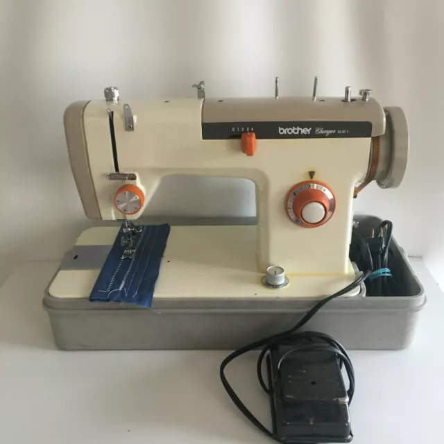 Brother Heavy Duty Sewing Machine Model Charger 661 with Carry Case (See Video)