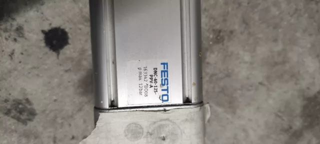 Vérin Pneumatique Festo DNC-40-125-PPV-A