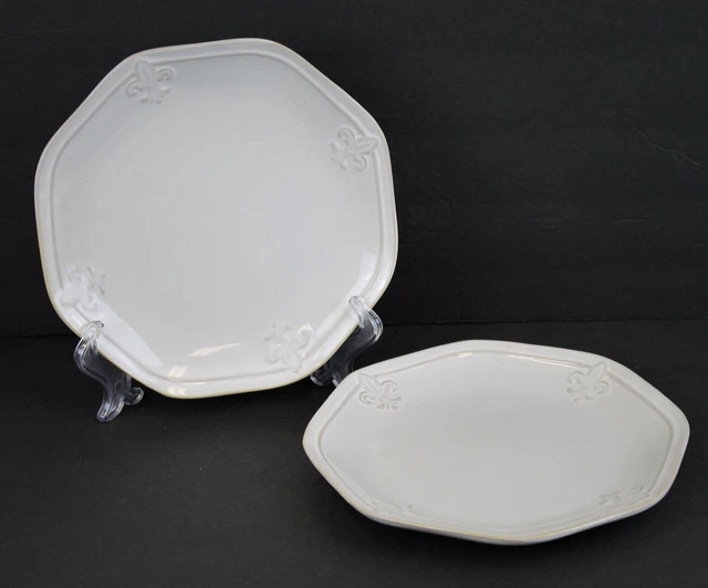 BETTER HOMES AND Gardens Fleur de Lis Dinner Plates 2 Lot Octagon