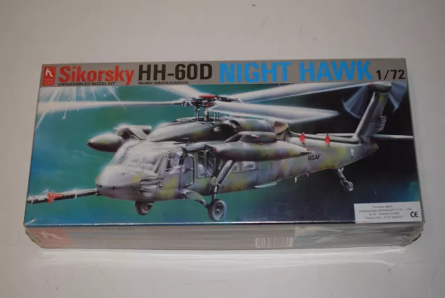 HobbyCraft HC2201 Sikorsky SH-60D Nighthawk 1:72 NEU mit OVP