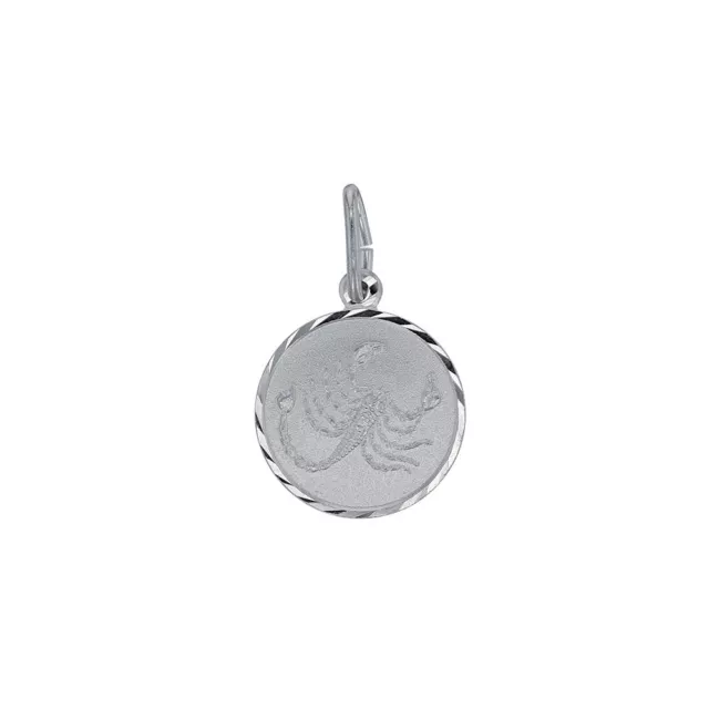 Pendentif signe du Zodiaque Scorpion rond strié en argent rhodié