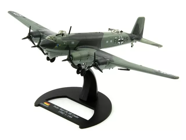 1/144 WWII German Focke-Wulf Fw 200 Condor Reconnaissance Bomber Model New !