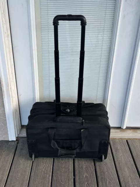 Tumi Classic Black 2 Wheel Garment Carry On Bag 21" 2277D3 Nice Condition