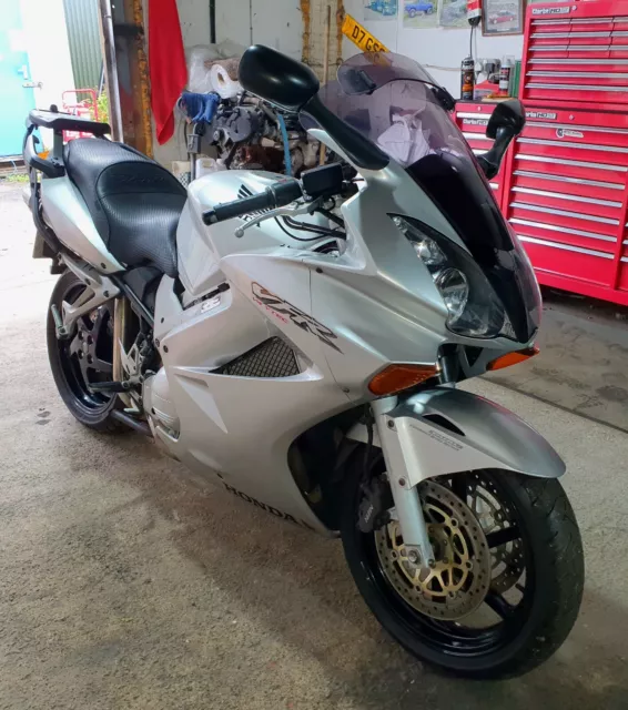 Honda vfr 800 vtec 2003 discount