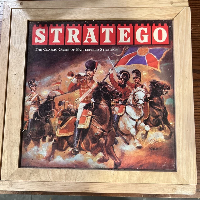 2002 Hasbro/MB Stratego Nostalgia Series w/Wooden Box - Complete