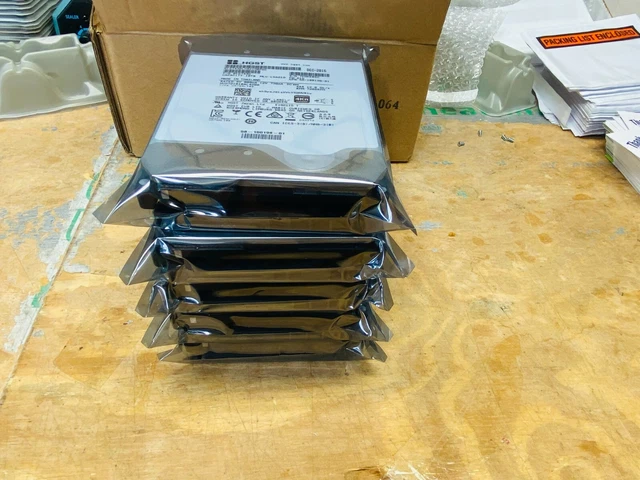 HGST Ultrastar C15K600 HDD 600GB SAS 12Gb/s 15000RPM 128MB Cache - Interno 2.5'' Enterprise Server
