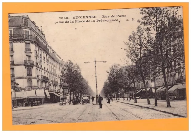VINCENNES (94) COMMERCES animés / Place de la PREVOYANCE en 1917