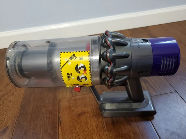 Dyson Cyclone V10 Absolute Cordless Vacuum SV12  Main Body w/Battery + Filter