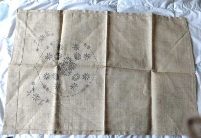 Vintage Leinen beige TABLETT mit vorgedrucktem Blumendesign zum Sticken