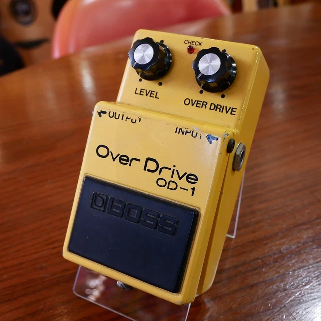 BOSS OD-1をレビュー！初期型を含む年代やシリアルナンバー別に比較検証